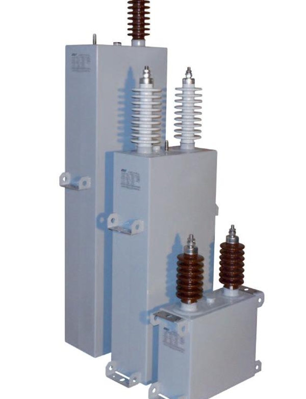 Compensating high-voltage ENERLUX capacitors
